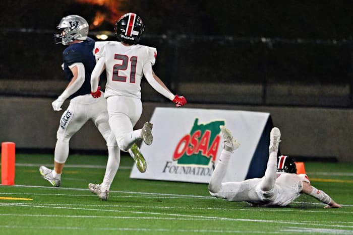 a Wilsonville Mountain View 5A Oregon football final November 24 2023 Leon Neuschwander 46